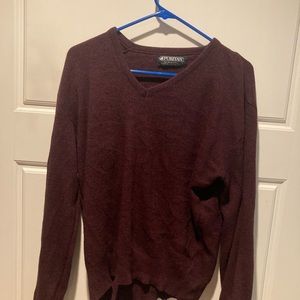 Maroon men’s large Puritan pull over long sleeves